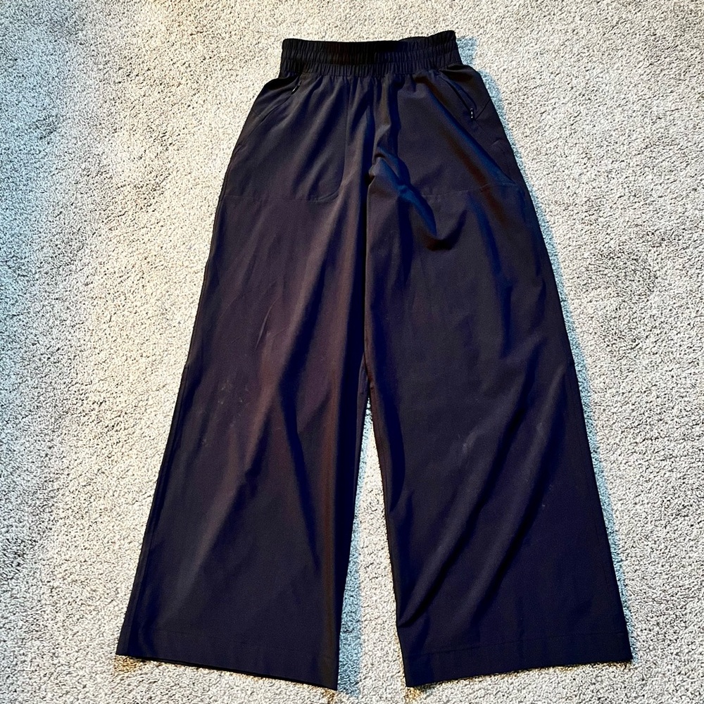 Lululemon Wide Leg Black Pants - Sz 0
